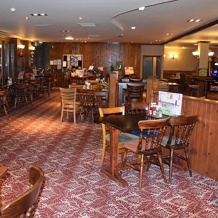 The Golden Acorn Wetherspoon Otel Glenrothes Dış mekan fotoğraf