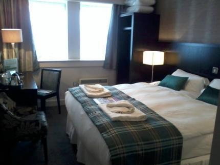 The Golden Acorn Wetherspoon Otel Glenrothes Dış mekan fotoğraf